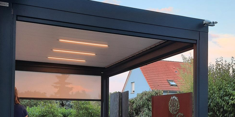 Installation d'une pergola bioclimatique 3x2 avec leds et stores intégrés à Gréasque dans les Bouches-du-Rhône