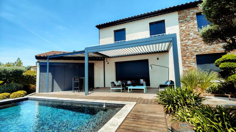 Aménagement d’une pergola bioclimatique pas cher à Hyères