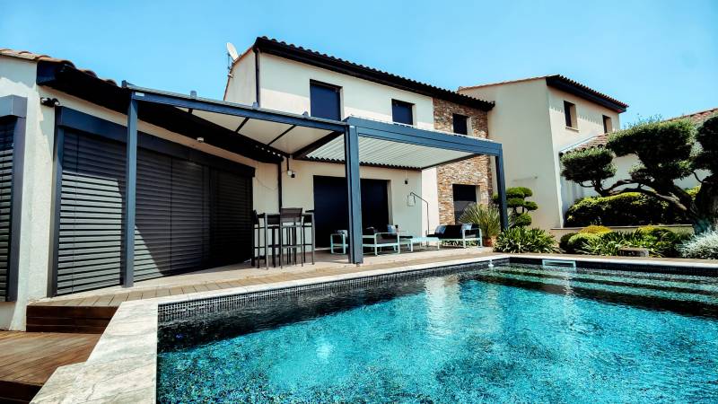 Aménagement d’une pergola bioclimatique pas cher à Hyères